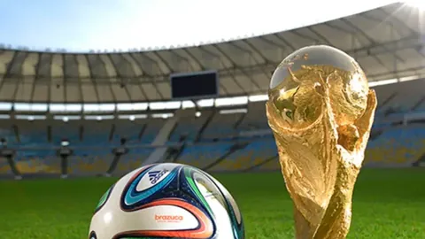 国门失守频发？颜骏凌失误送礼，内鬼助攻对手得单刀机会